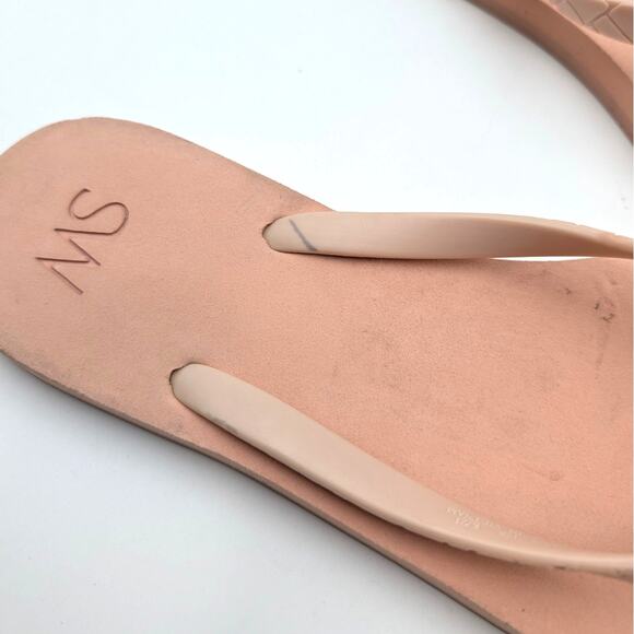 Stuart Weitzman Embossed Flip Flop Sandals Women's Pink Size US10 EU41 - Picture 11 of 11